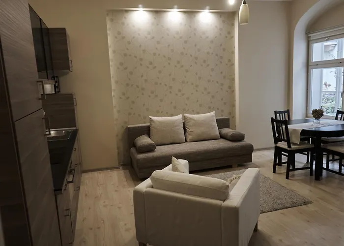 Károlyi Garden Apartman *